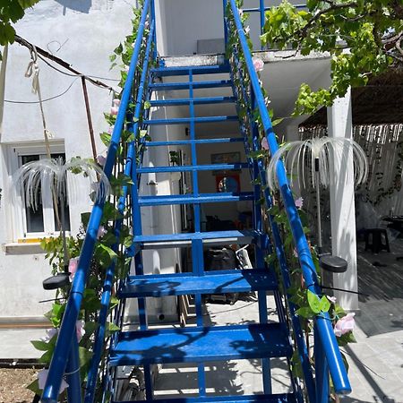 Gezos Apartment Himare Exterior foto