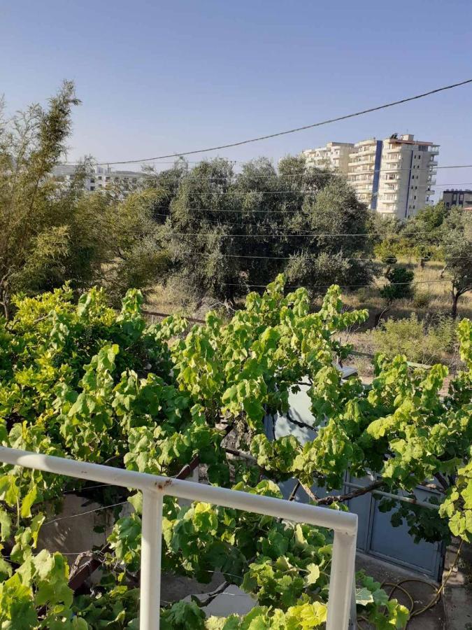 Gezos Apartment Himare Exterior foto